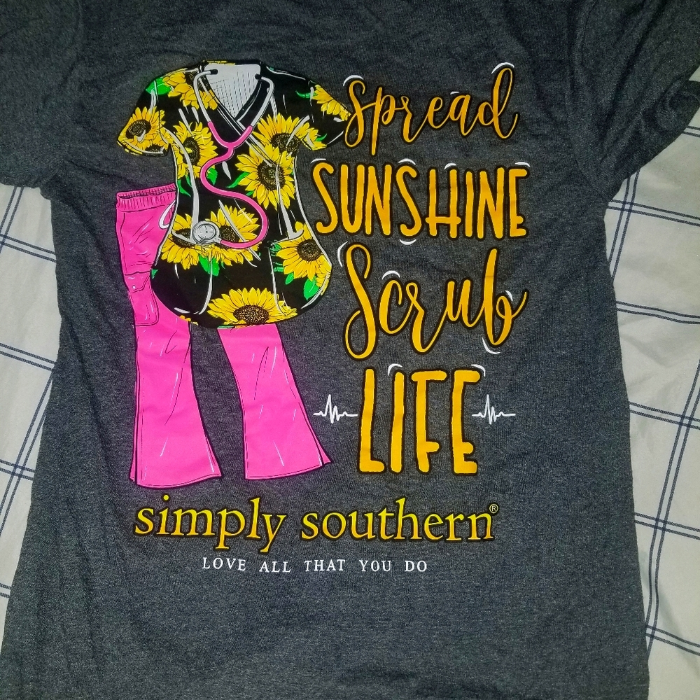 New with tag simply southern tee